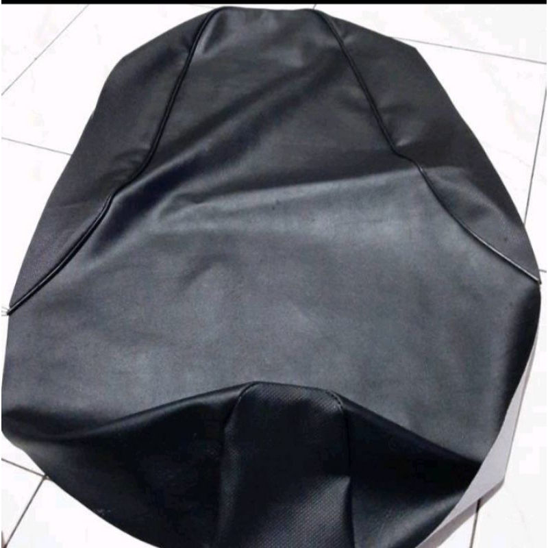 KULIT SARUNG JOK MOTOR SUPRA X125 KARBU