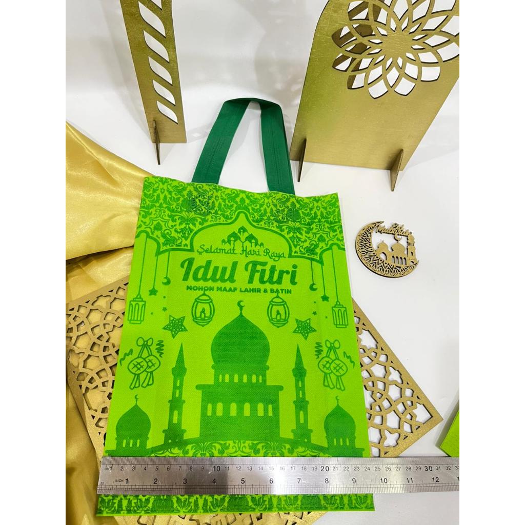 

Paper Bag Idul Fitri Lebaran | Goodie Bag idul Fitri ukuran 24 cm x 34 cm Ukuran Sedang