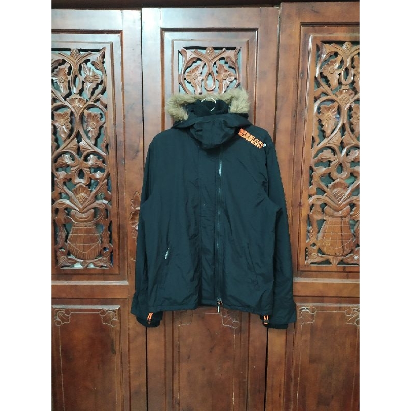 JAKET OUTDOOR SUPERDRY JAPAN SIZE L SECOND