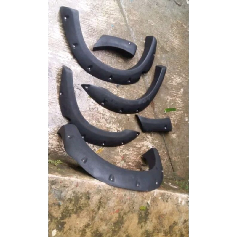 over fender Strada L200 Mega cabin dan singel cabin model variasi baut