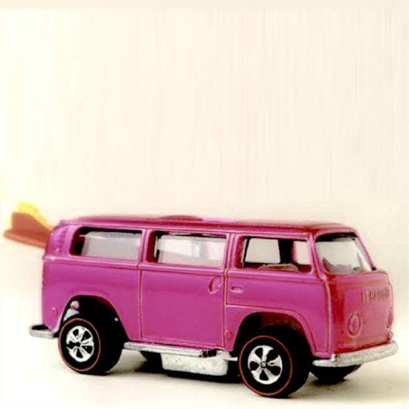 1969 Pink Rear-Loading Volkswagen Beach Bomb