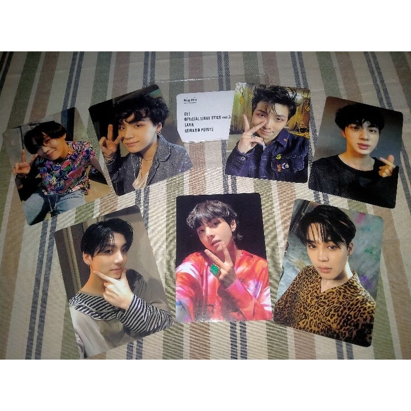 PC BTS OFFICIAL ARMY BOMB VER.3 (FREE PC RANDOM)