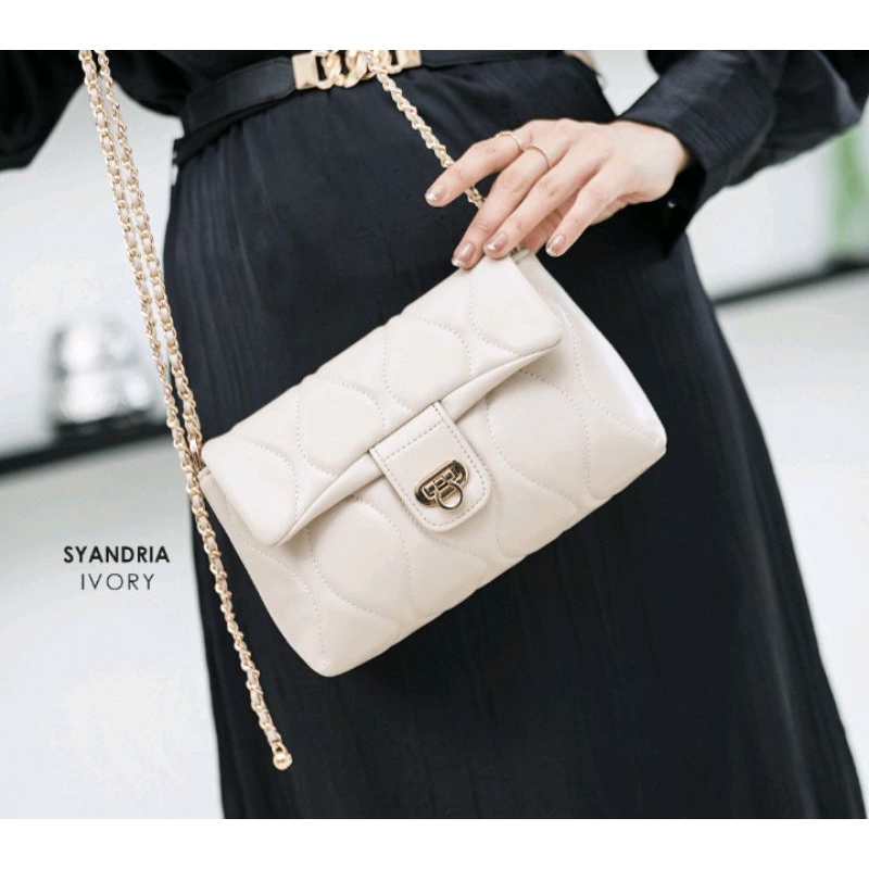 Tas Damelia Syandria Bag Waanita