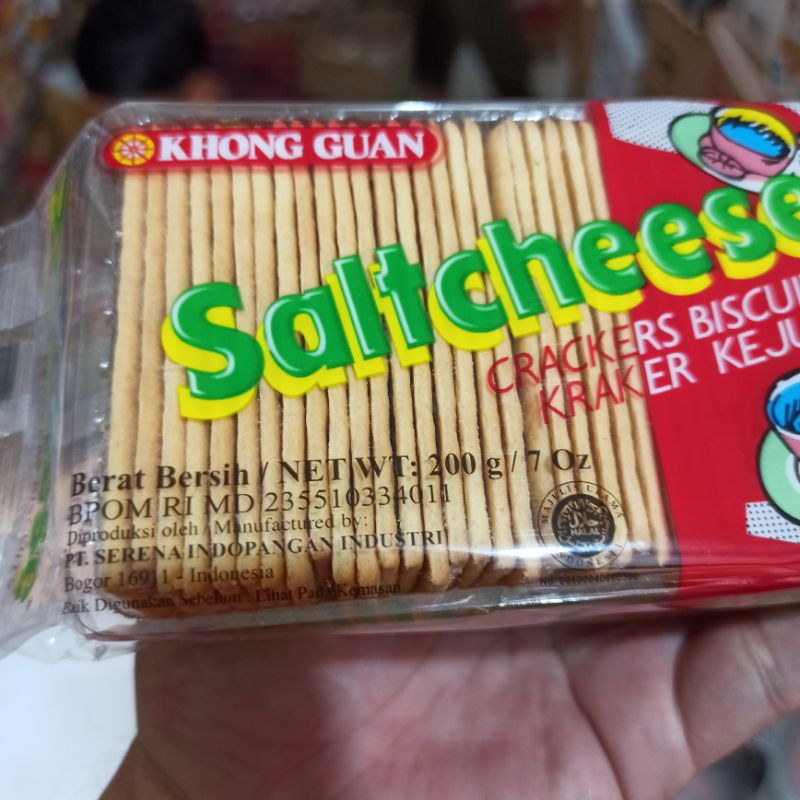 

Biskuit SALTCHEESE Keju Ukuran Besar Terlaris Khong Guan