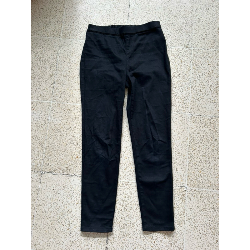 GU Black pencil straight pants