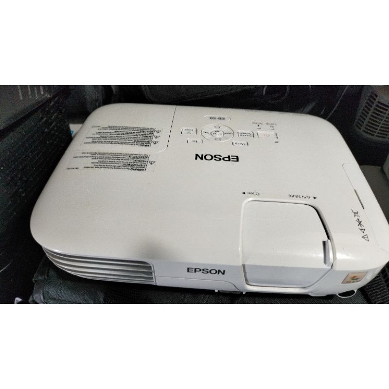 proyektor Epson EB x9