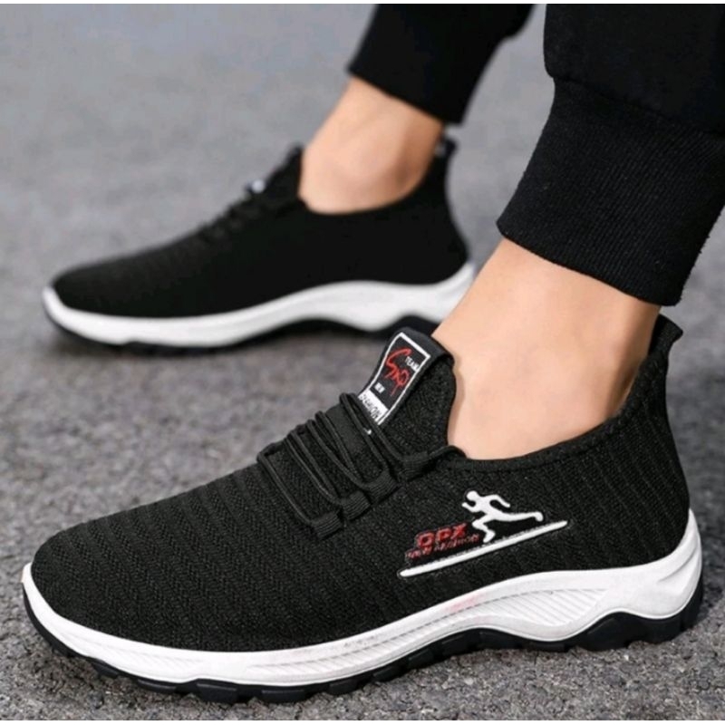 DS,SNEAKERS SEPATU PRIA/SNEAKERS TAPAK DOBLE INJECTION SP24