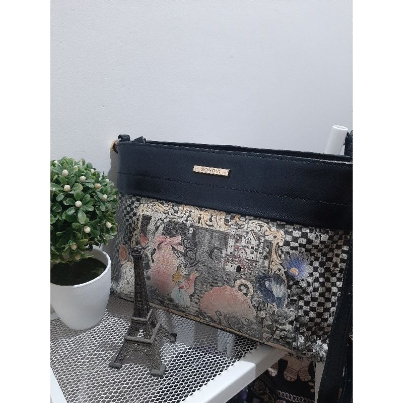 Preloved Sling Bag Sonovi