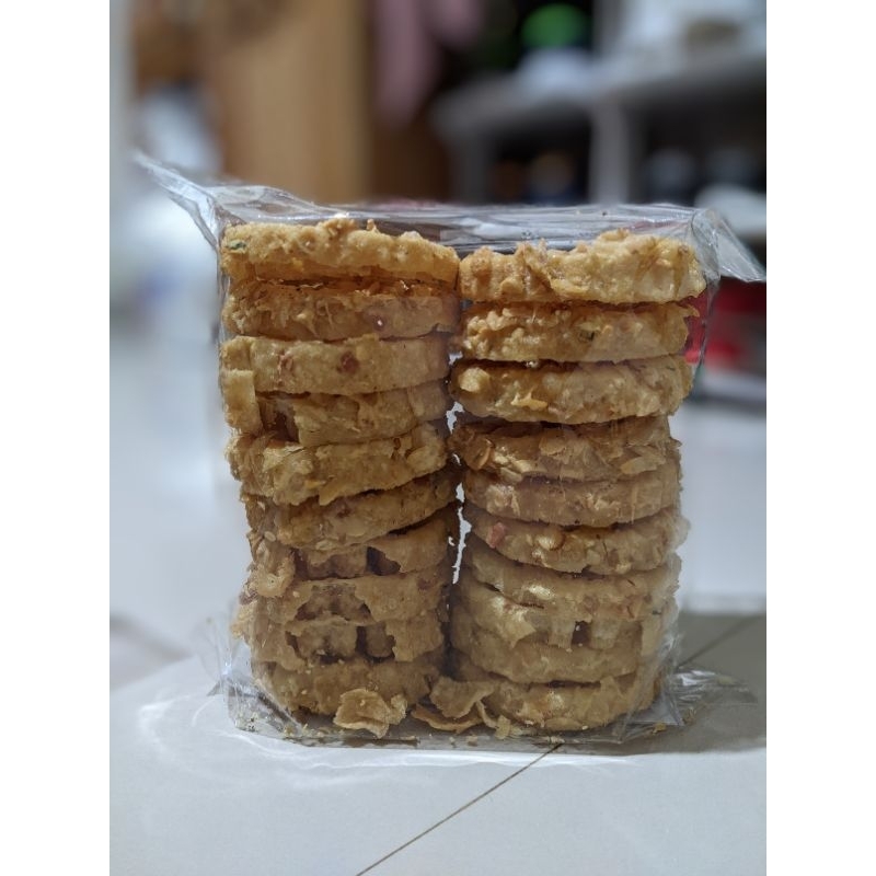 

KUE KERING SAROJA RENYAH DAN GURIH 120GRAM