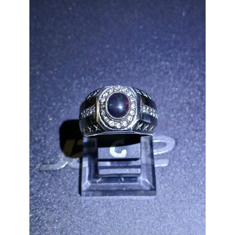 BLACK OPAL BANTEN