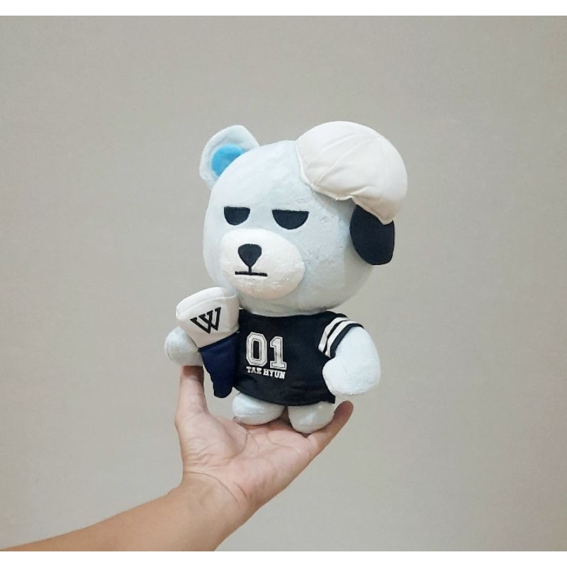 Boneka Krunk Bear Tae Hyun Costum Size 23 cm/ Boneka Krunk Bigbang