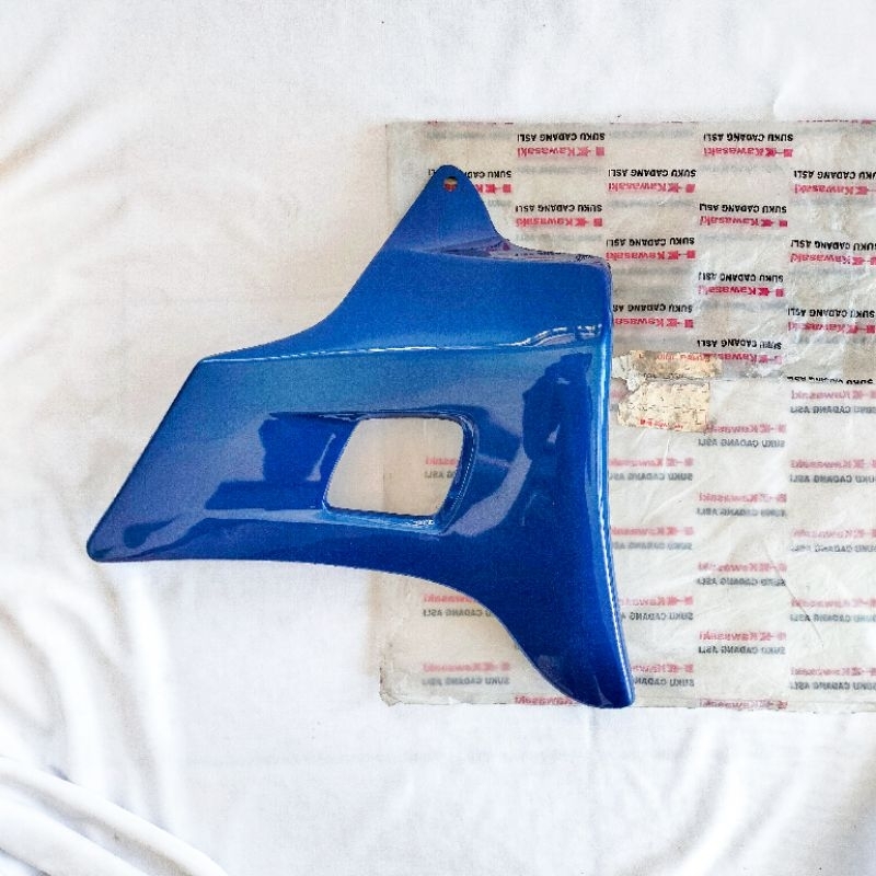 COVER TANK NINJA BIRU BAGIAN KIRI (36001-1586 3V) UNTUK MOTOR KAWASAKI NINJA ORIGINAL KAWASAKI GENUI