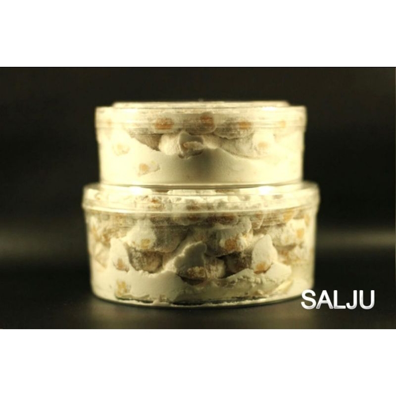 

PUTRI SALJU