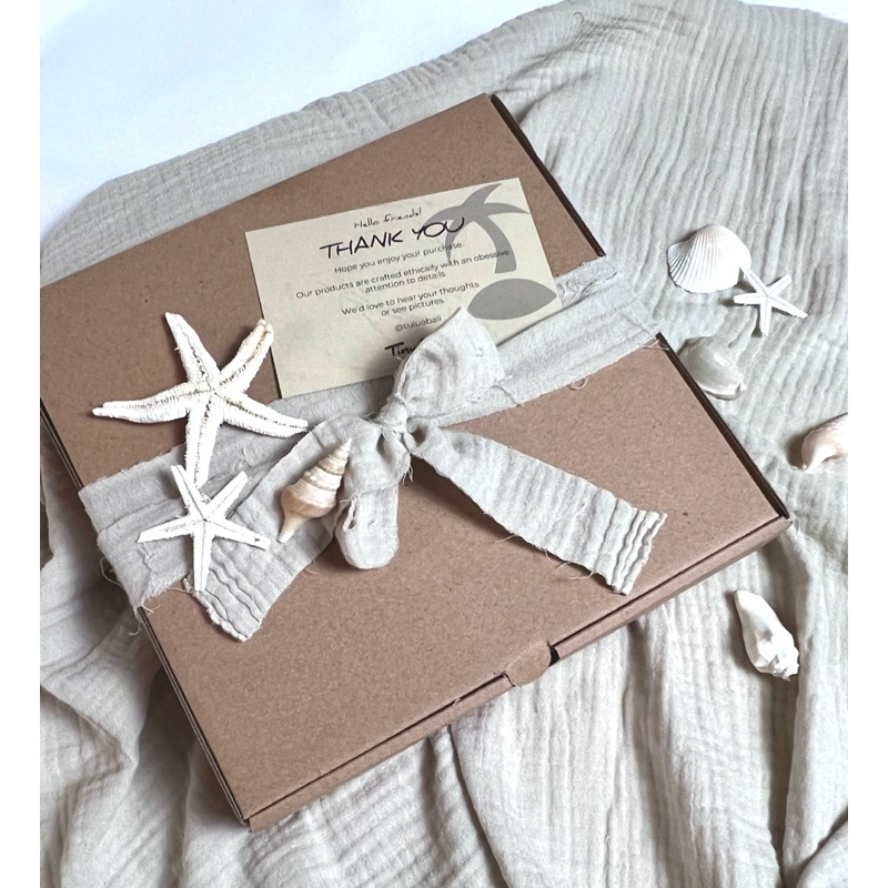 

Tulua Gift Box