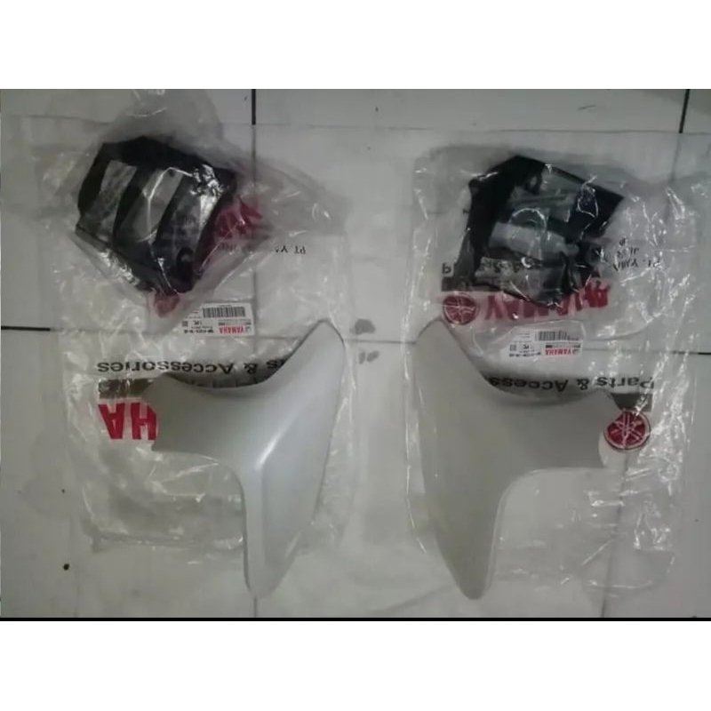 Scoop Air Cover Tangki Air Scoop Scorpio G Putih Original Yamaha 5BP-F137X/5BP-F137W