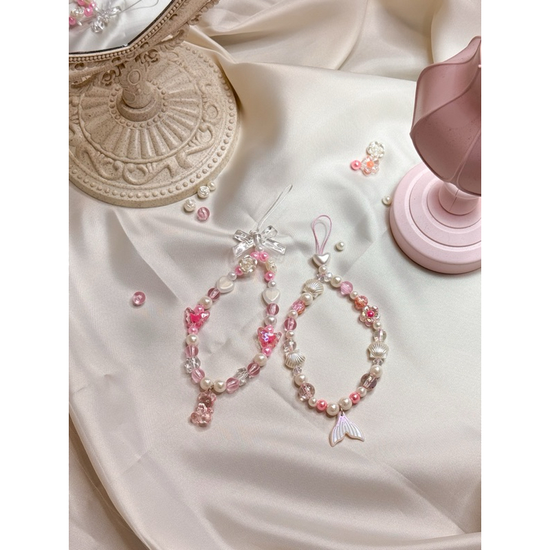 Phone strap tali pendek/ gantungan hp pink and white/ gantungan hp lucu