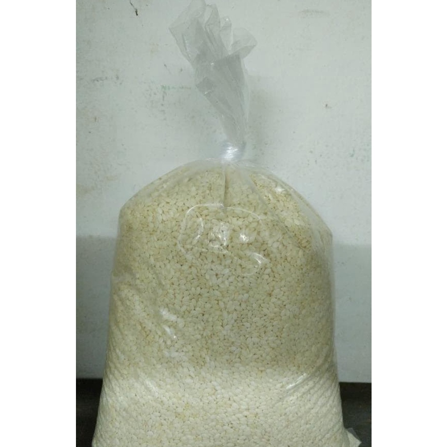 

Potongan wijen kiloan per 25gr