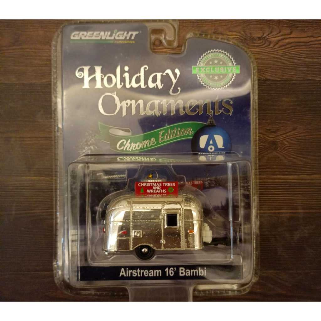 GREENLIGHT HOLIDAY ORNAMENTS AIRSTREAM BAMBI HITCHED HOMES 1958 SIESTA  WINNEBAGO TRAVEL TRAILER