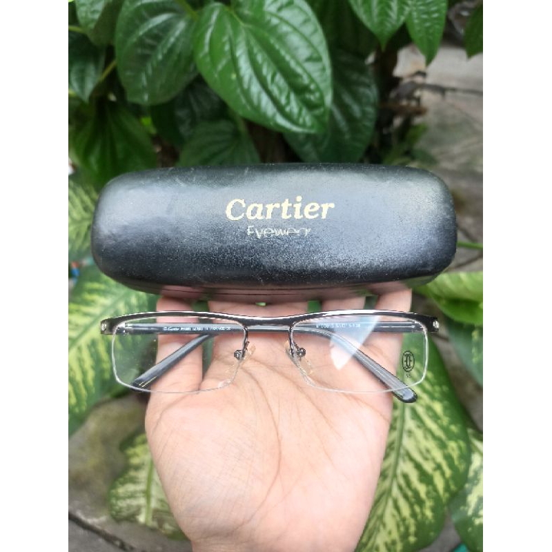 Kacamata vintage merk Cartier Paris 8100815 France