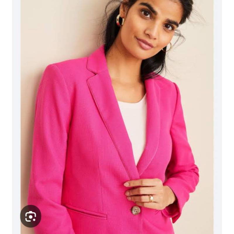 AT Cropped Blazer In Pink Fanta Color