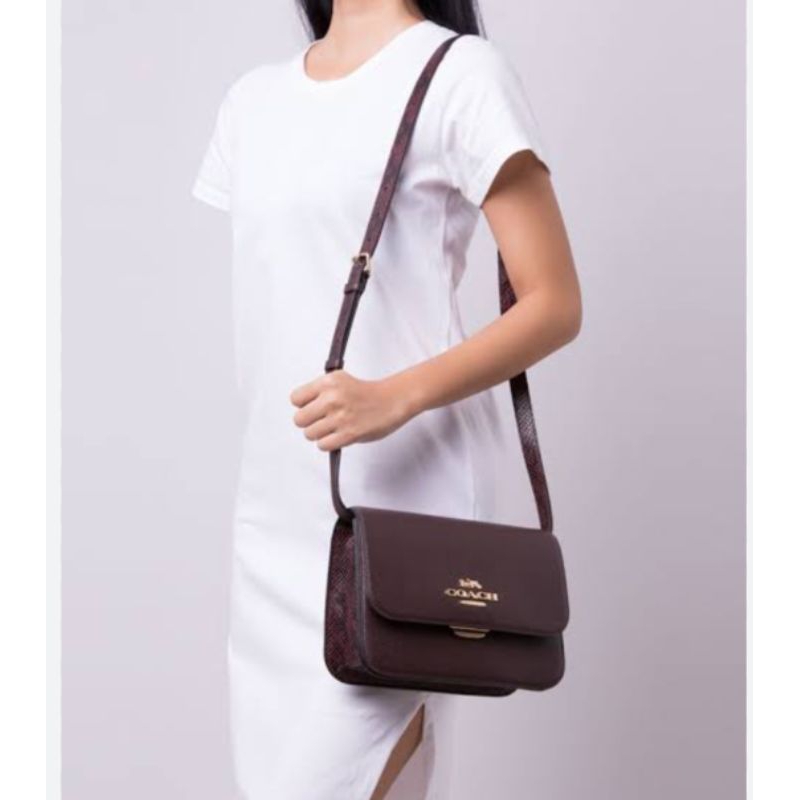 Tas Coach bryyn crossbody preloved