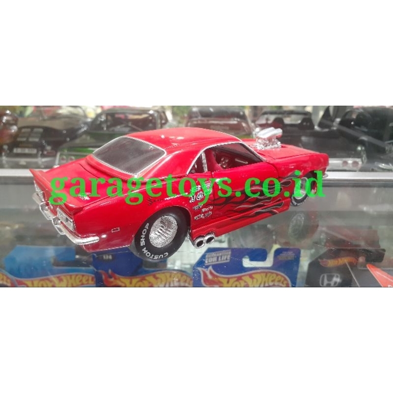 Maisto Allstar 1:24 Diecast 1968 Chevrolet Camaro SS Big Engine