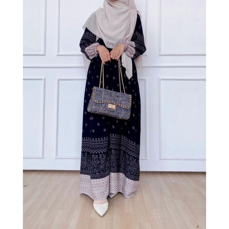 KIRANA DRESS Latasha Outfit