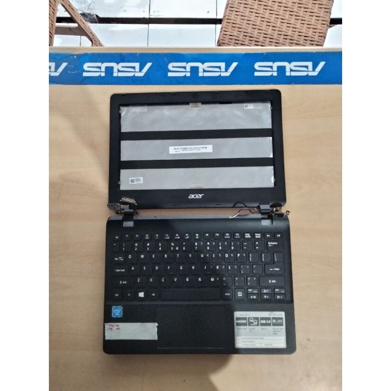 Casing Acer Es1-131 1Set