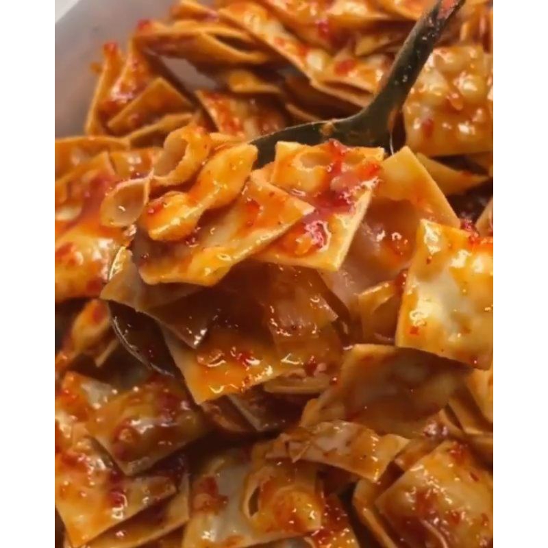 

pangsit pedes manis, pedas daun jeruk, balado, original