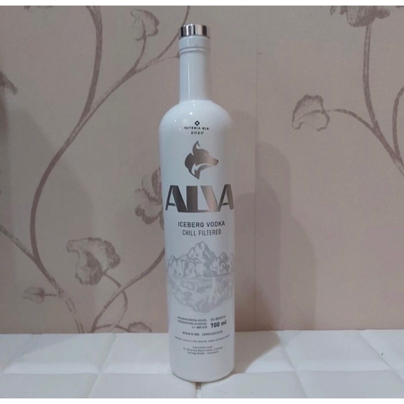 botol bekas miras alva vodka / botol pajangan / botol hiasan