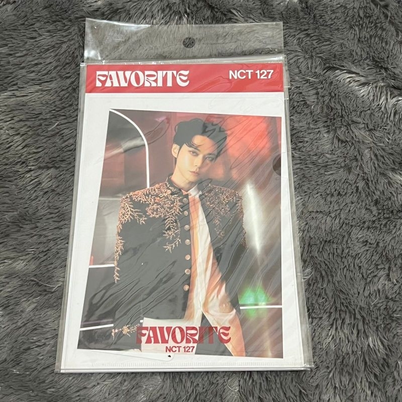 [ READY STOCK ] MD NCT127 FAVORITE DOYOUNG POSTCARD HOLO HOLOGRAM PC PHOTOCARD SET NEW SEALED FULLSE