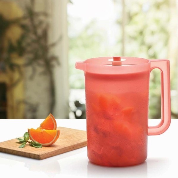 pitcher 2L tupperware