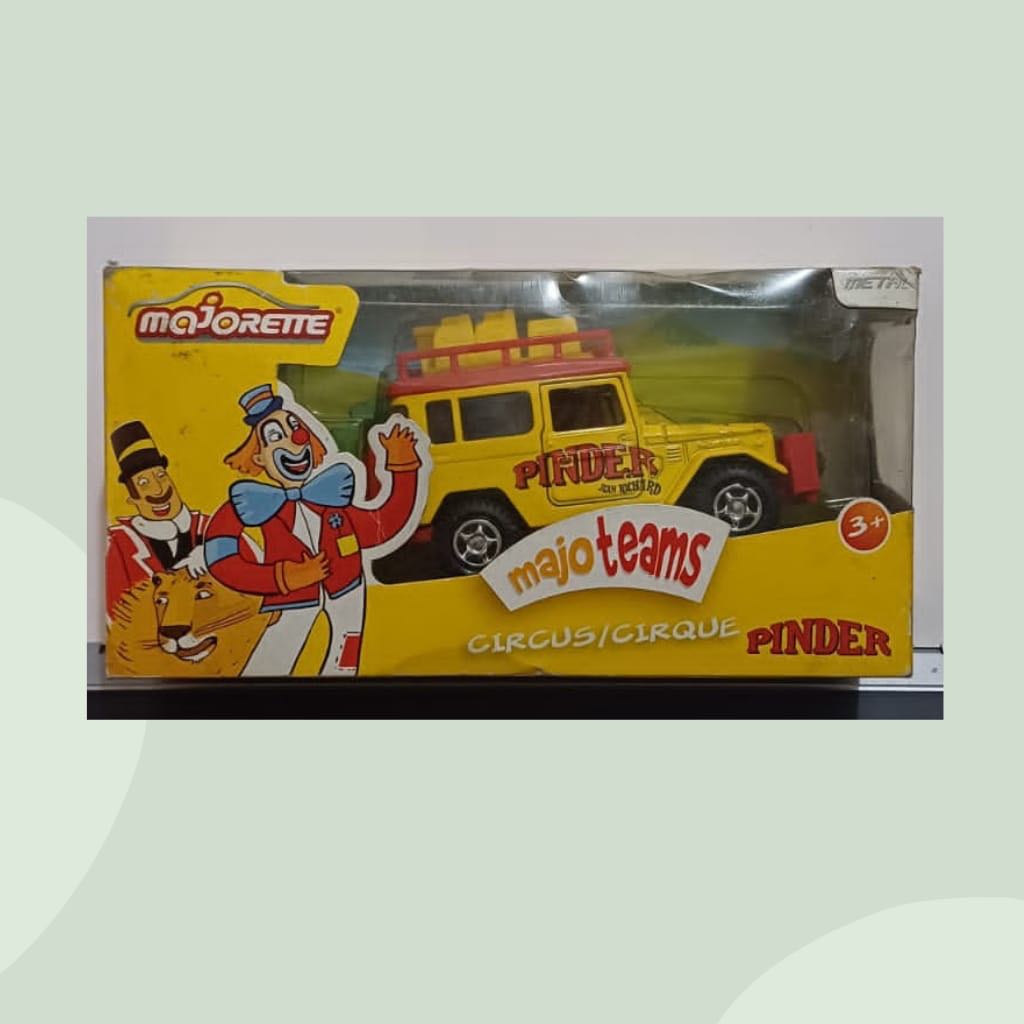 1:43 Majorette Pinder Circus - Toyota Land Cruiser