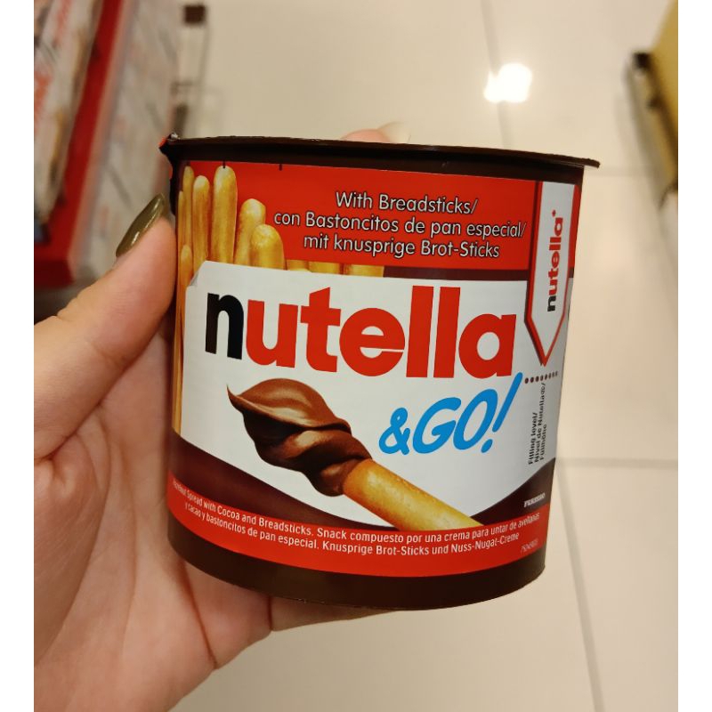 

Nuttela go sticks
