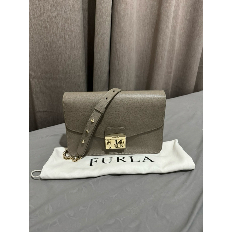 Furla Metropolis Shoulder Bag Taupe Shabbia Tas