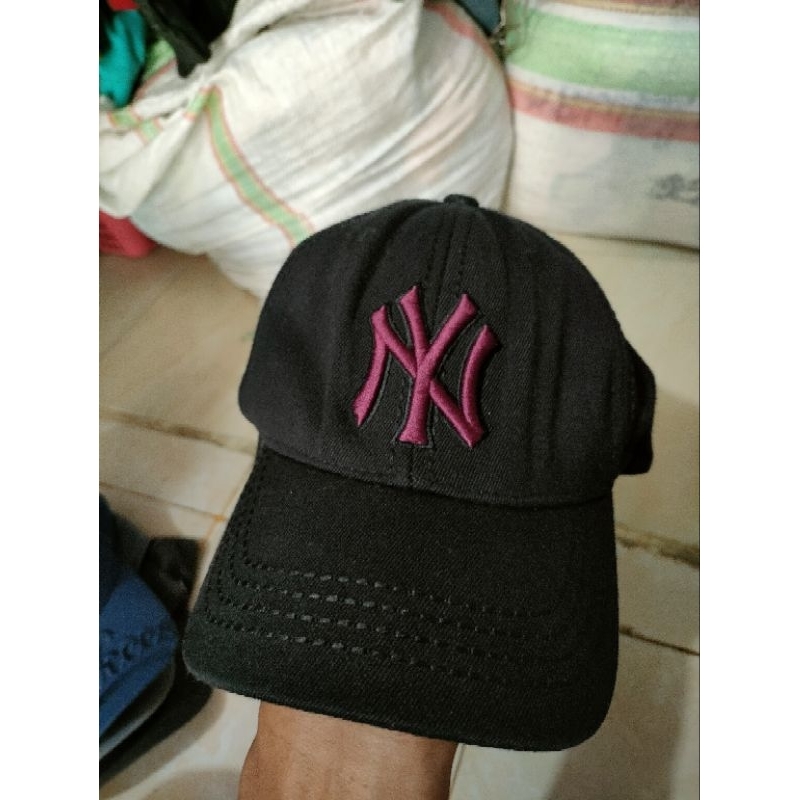 TOPI NY MLB