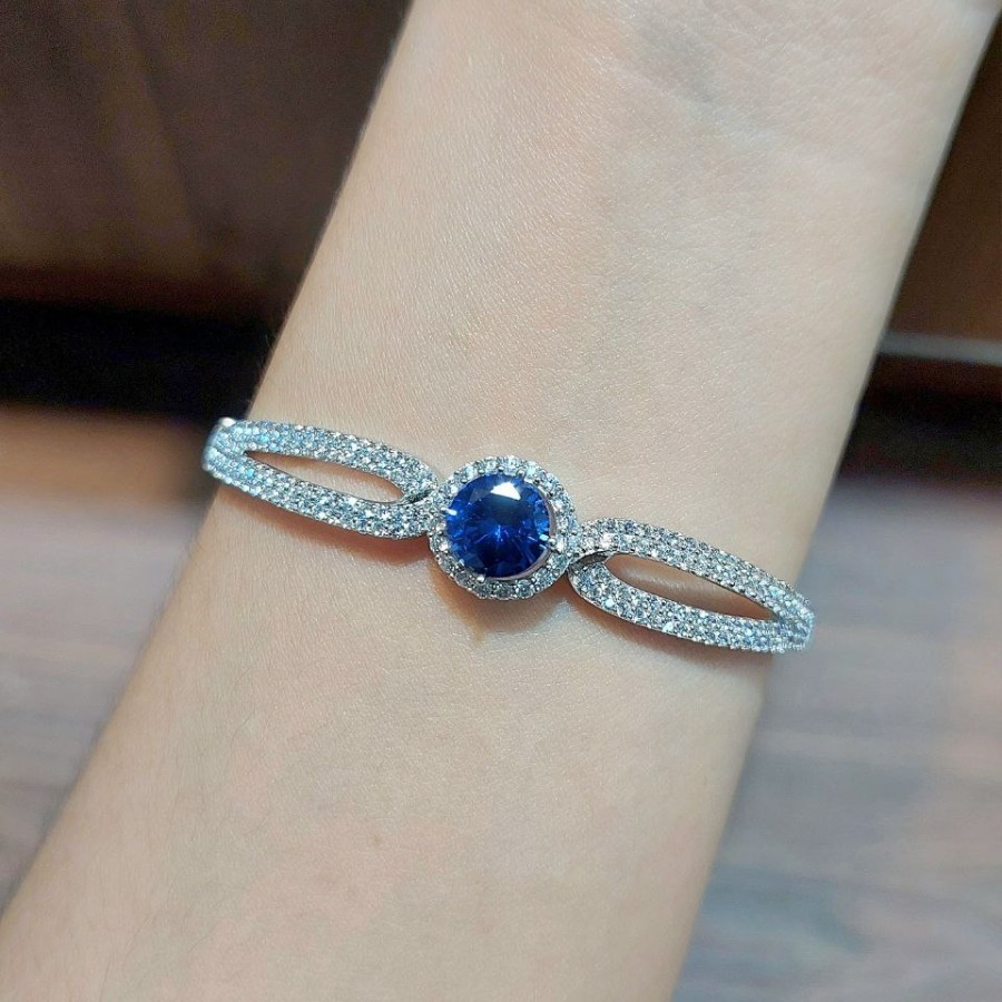 Perhiasan Wanita Fashion Gelang Kaku Oval Batu Biru 10.03 Gram 750 17k Emas Putih (GH66)