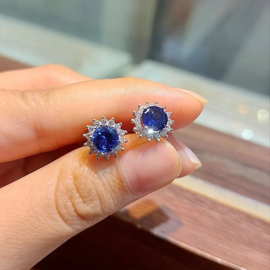 Anting Tusuk Giwang Emas Putih Model Mata Biru 3.15gram 17k 750 (AH95)