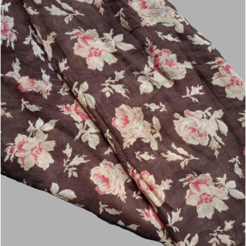 kain katun paris voal motif bunga