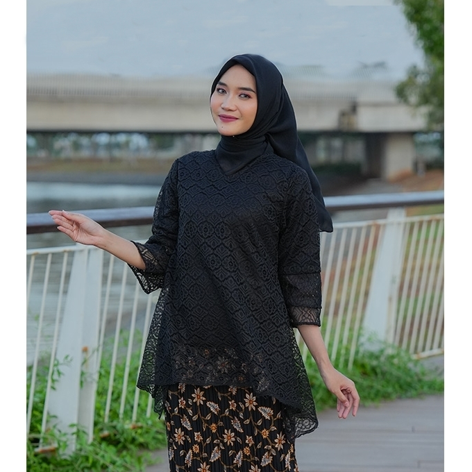 Atasan Kebaya Modern Brukat Rinjani / Kebaya Muslim Wisuda Brokat Baju Tunangan Modis Dan Cantik War