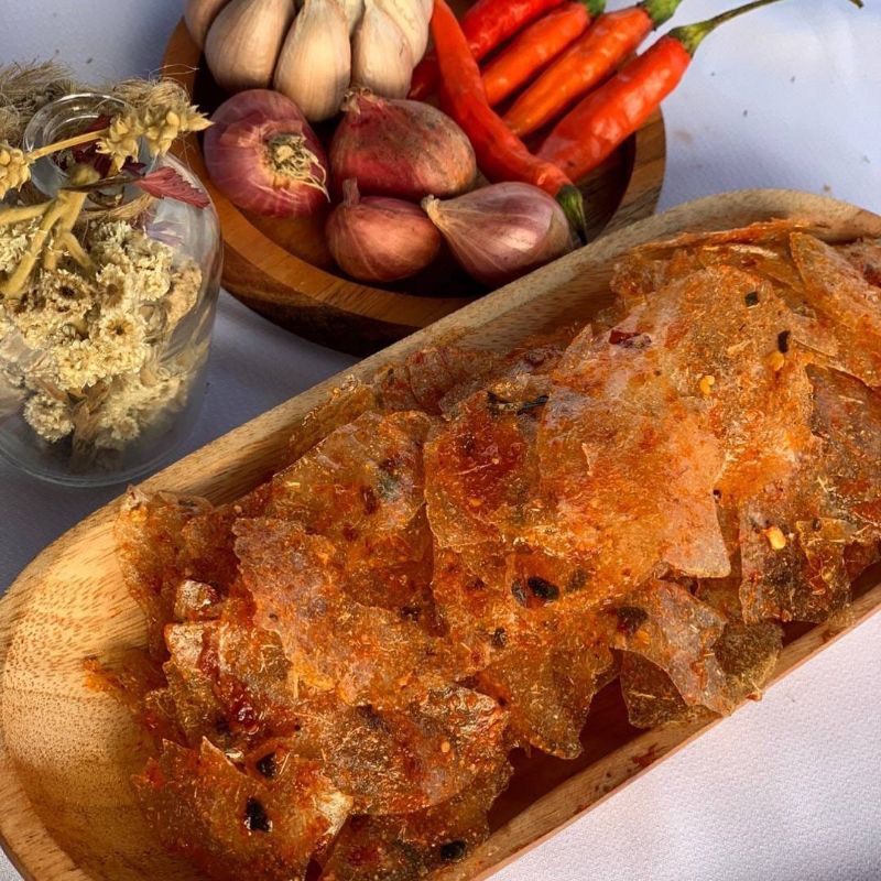 

KRIPIK KACA KRENYESSS PEDASS NAMPOLLL BIKIN NAGIH