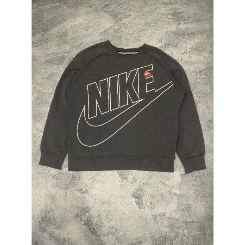 Cn Nike Big Logo