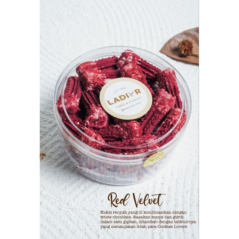 

Ladior Cake Red velvet - Kue kering lebaran cookies lebaran