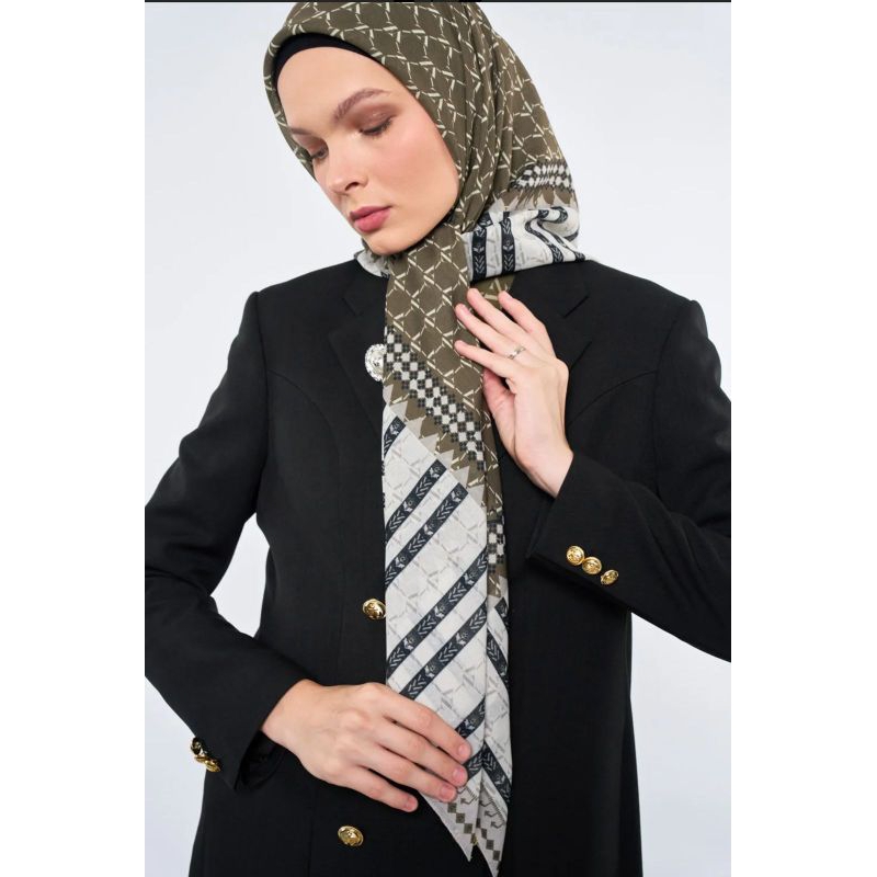 Vivizubedi Traversee Scarf