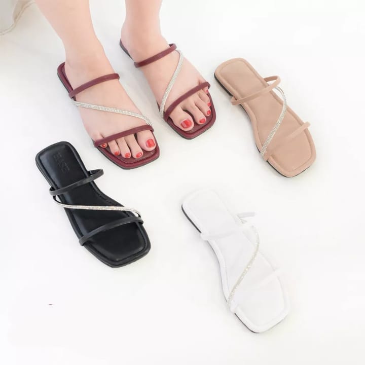 Sandal wanita kekinian Sandal wanita silang casual terbaru