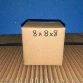 

Kardus box ukuran 8×8×8 cm polos luar dalam