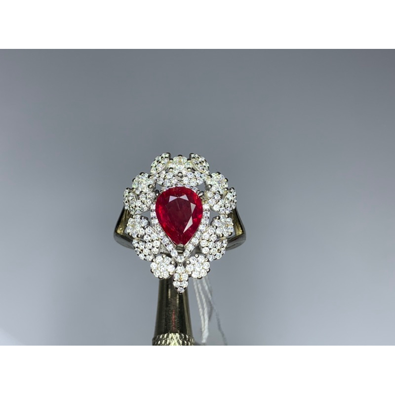 ruby pigeon blood kilau super mewah |cincin ruby |cincin wanita |cincin batu mulia