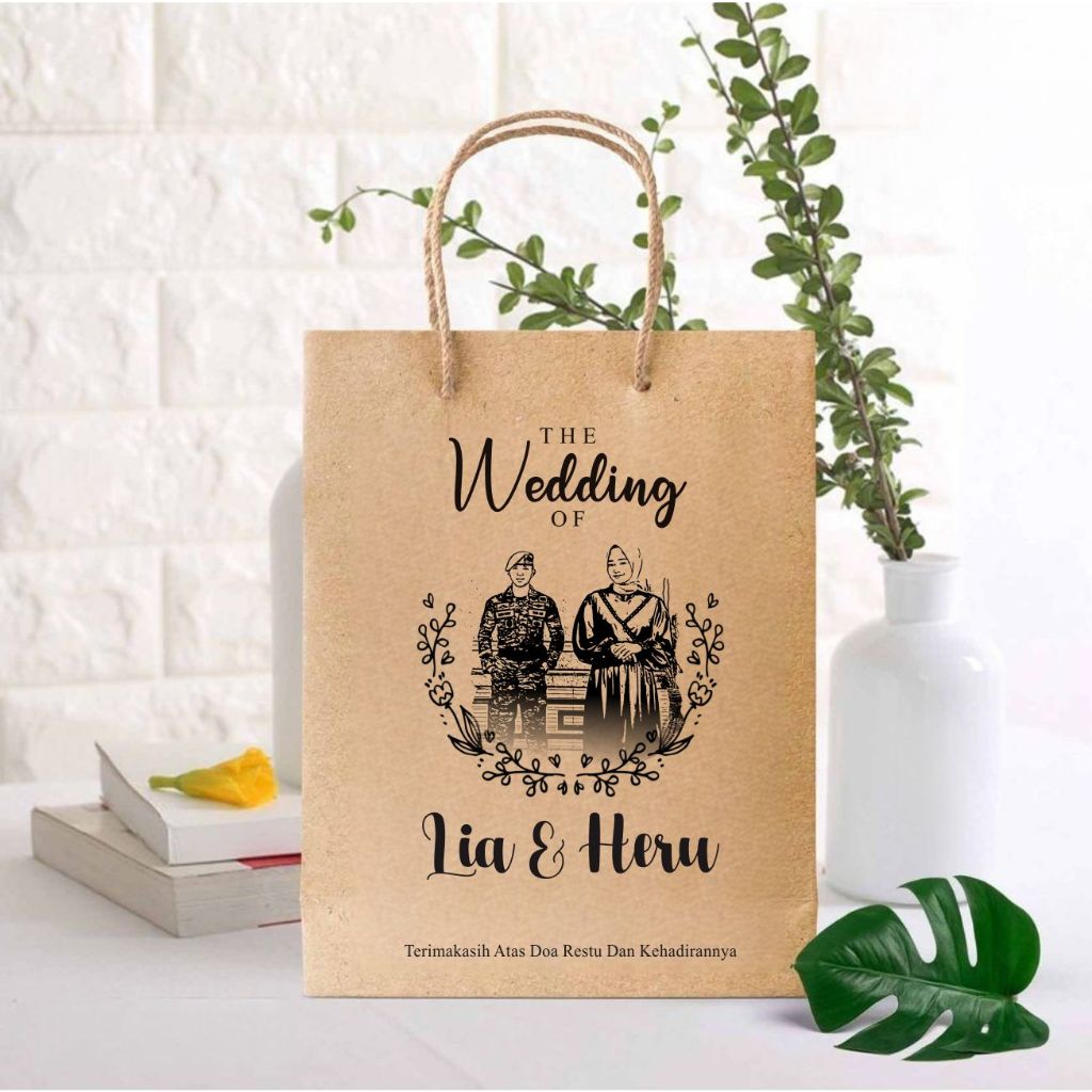 

Paperbag Custom Design Suka2 Size 11.75 x 4 x 15.5 cm