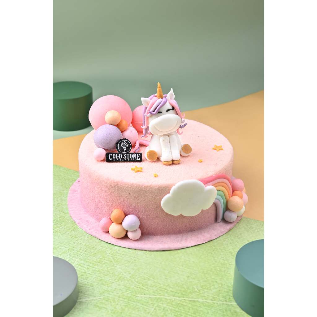 

Frosted Fantasies Ice Cream Cake