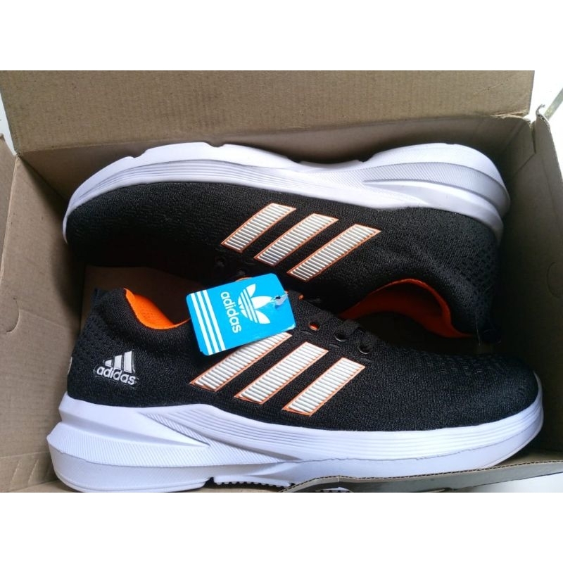 SEPATU OLAHRAGA MURAH, MEREK ADIDAS, SEPATU PRIA DAN WANITA, SEPATU SPORT